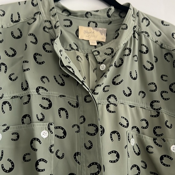 Elizabeth and James silk blouse - Picture 2 of 7